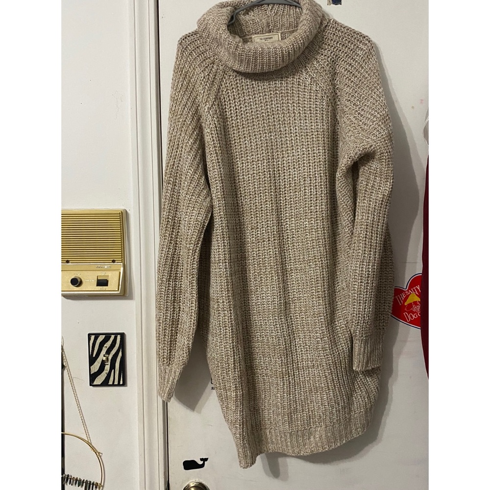 Turtle neck sweater